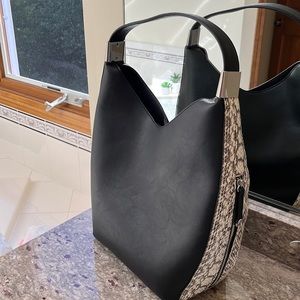 Alfani purse